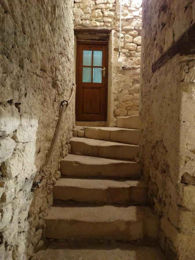 Le Clos Du Tilleul Saint-Michel-l'Observatoire Экстерьер фото